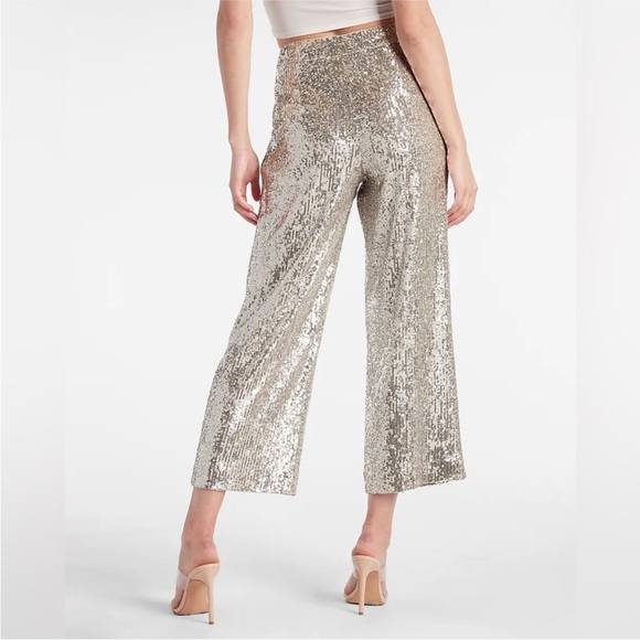 Express High Waisted Sequin Pleated Cropped Trouser Size Small - Picture 2 of 12
